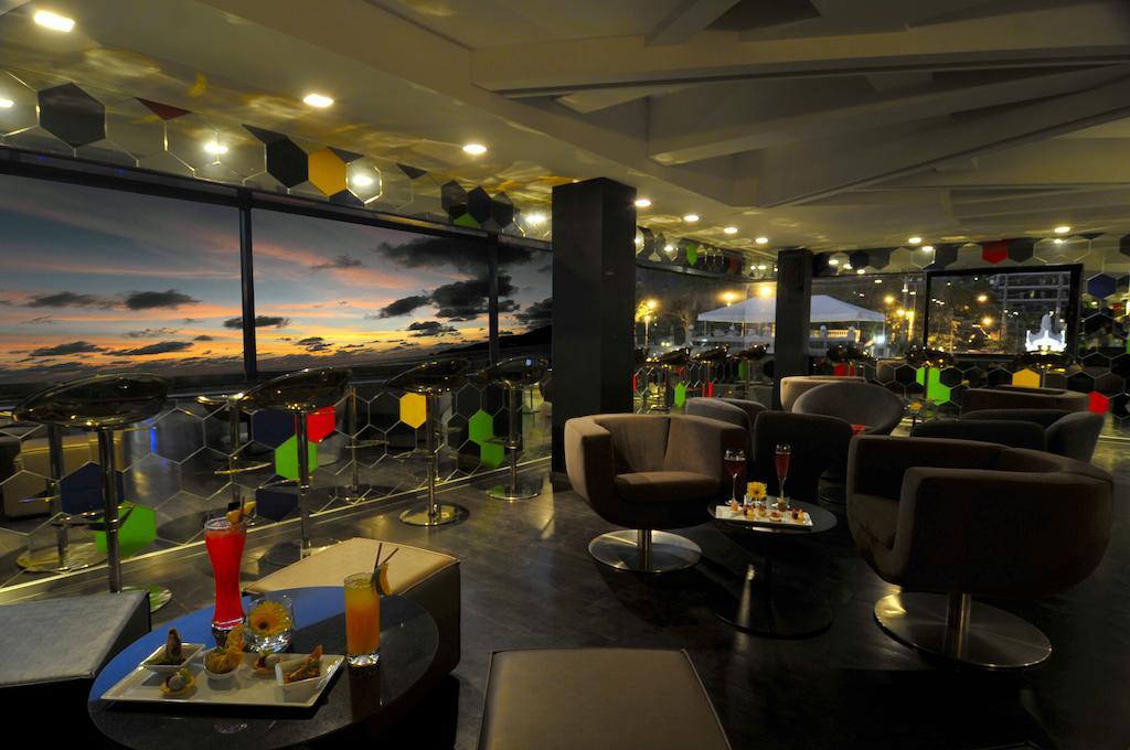B - Lay Tong Resort Phuket Ресторант снимка